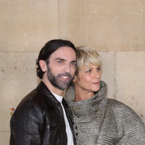 Nicolas Ghesquière et Marina Foïs posent après le Défilé de mode Louis Vuitton, Prêt-à-porter Printemps / Eté 2023 dans le cadre de la Fashion Week de Paris, France, le 04 Octobre 2022. © Olivier Borde / Bertrand Rindoff / Bestimage 