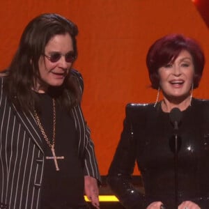 Ozzy Osbourne, fait une apparition surprise sur la scène Grammy quelques jours seulement après avoir révélé le diagnostic de Parkinson, Sharon Osbourne lors de la 62ème édition de la soirée des Grammy Awards à Los Angeles, Californie, Etats-Unis, le 26 janvier 2020. 
