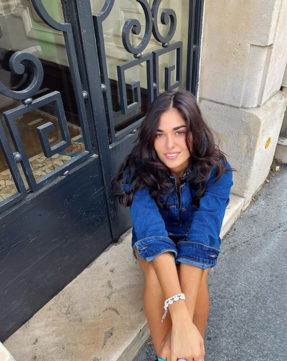 Lison Di Martino (ex-Miss Paris 2017) au casting de l'émission de télé-réalité "Cosmic Love" - Instagram