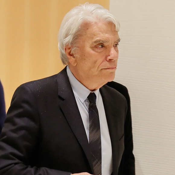Exclusif - Bernard Tapie - Sorties de l'audience des réquisitoires du procès Tapie au tribunal de Grande Instance de Paris, le 01 avril 2019 - B.Tapie à la sortie de la 11ème chambre correctionnelle, 2ème section du tribunal de Paris accompagné de ses avocats H.Témime et J.Minkowski à Paris, France, le 1er avril 2019. Le ministère public a requis 5 ans ferme pour Tapie et 3 ans pour S.Richard dont 18 mois avec sursis et interdiction d'exercer toute fonction publique pendant 5 ans. B.Tapie et le PDG d'Orange, S.Richard, seront les prévenus du procès pénal de l'arbitrage rendu en 2008 en faveur de l'ancien homme d'affaires, dans son contentieux avec le Crédit lyonnais sur la vente du fabricant d'équipements de sport allemand Adidas en 1993, qui s'est ouvert le 11 mars 2019. L'homme d'affaires et patron du groupe de médias "La Provence", qui lutte à 76 ans contre un cancer de l'estomac, n'a fait aucune déclaration à son arrivée au tribunal. Après dix ans de péripéties judiciaires, B.Tapie, est jugé pour escroquerie et détournement de fonds publics; S.Richard, 57 ans, qui était alors directeur de cabinet de la ministre de l'Economie C.Lagarde, pour complicité. © CVS/Bestimage