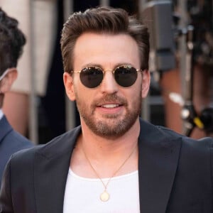 Chris Evans à la première du film "The Gray Man" à Los Angeles, le 13 juillet 2022.