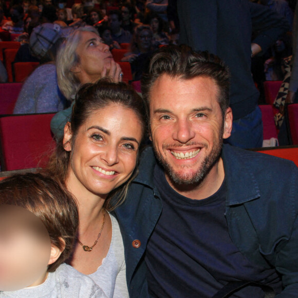 Exclusif - Norbert Tarayre, sa compagne Aby et leur fils Elydjah - People - Chantal Goya est en concert au Palais des Congrès à Paris le 9 octobre 2022. © Baldini / Bestimage