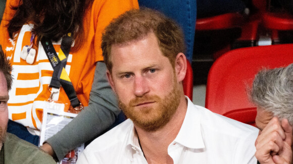 Le prince Harry craint-il pour sa vie ? Ses gardes du corps armés jusqu'aux dents