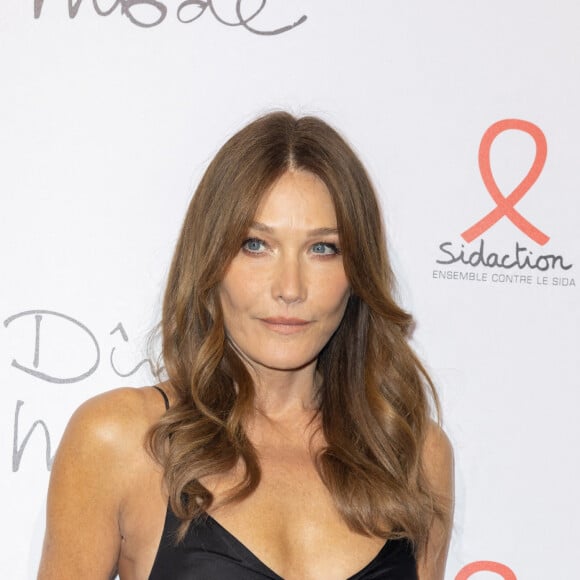 Carla Bruni-Sarkozy - 19ème "Diner de la Mode" au bénéfice de Sidaction au Pavillon Cambon Capucines dans le cadre de la Fashion Week de Paris, France. Le 7 juillet 2022. © Olivier Borde-Bertrand Rindoff Petroff / Bestimage
