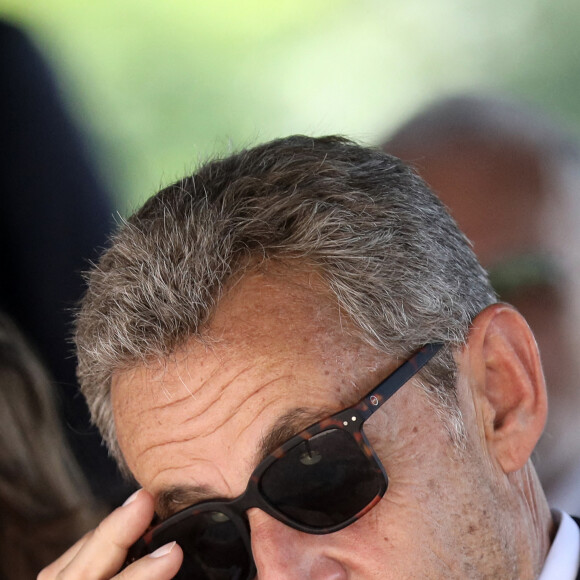 Nicolas Sarkozy lors de la cérémonie commémorative du 82ème anniversaire de l'Appel à la résistance du général Charles de Gaulle du 18 juin 1940, au mémorial du Mont-Valérien, à Suresne, France, le 18 juini 2022. © Stéphane Lemouton/Bestimage