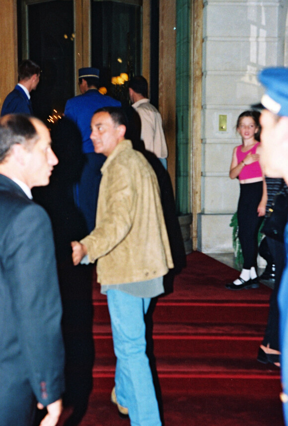 Dodi Al-Fayed avant de prendre le tunnel du pont de l'Alma où il est décédé avec Lady Diana, princesse de Galles le 31 août 1997.