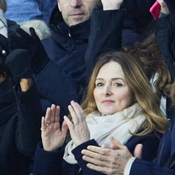 Sonia Rolland était invitée par Visit Rwanda, Karen Brunon et son compagnon Denis Thybaud - People dans les tribunes du match de Ligue 1 Uber Eats "PSG contre Angers" (2-0) au Parc des Princes à Paris le 11 janvier 2023. © Cyril Moreau/Bestimage