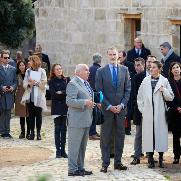 Le roi Felipe VI et la reine Letizia d'Espagne, visitent l'îlot du roi à Minorque, le 12 janvier 2023. 