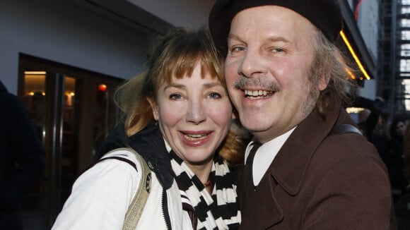 Julie Depardieu et Philippe Katerine : Rare sortie en famille, Billy et Alfred tiennent bien de leurs parents déjantés !