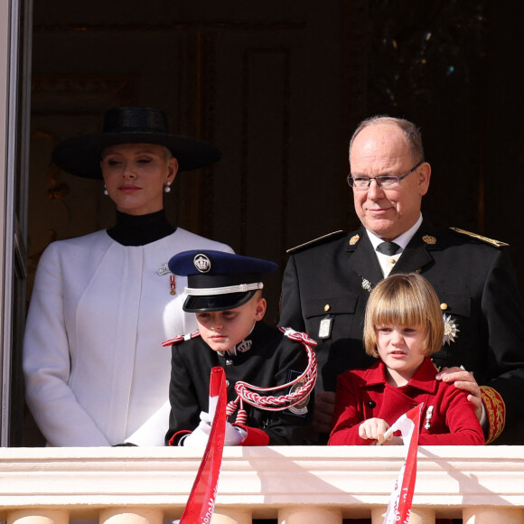 La princesse Charlène de Monaco, Le prince Albert II de Monaco, Le prince Jacques de Monaco, marquis des Baux, La princesse Gabriella de Monaco, comtesse de Carladès lors de la Fête Nationale de la principauté de Monaco, le 19 novembre 2022. © Claudia Albuquerque/Bestimage 