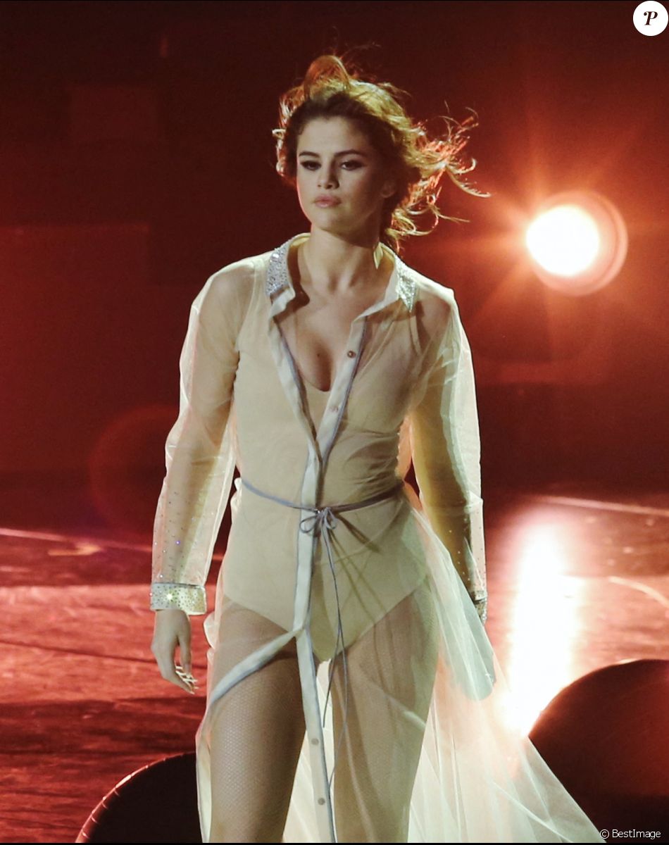Selena Gomez en concert à Vancouver, le 15 mai 2016.