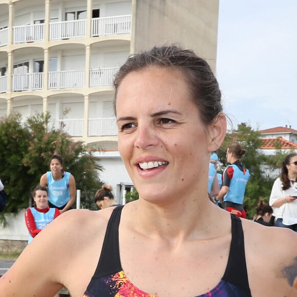 Exclusif - Laure Manaudou - La championne de natation L.Manaudou organise et lance la 1er édition de sa course, la "Swimrun" à Arcachon, France, le 23 juin 2019. Maintenant organisatrice de course avec son amie C.Gauzet, ancienne candidate de l'émission Koh-Lanta. Cette première édition de course et de nage était composée de 12 kilomètres de course dans le sable et 3 kilomètres de nage en mer. © Patrick Bernard/Bestimage 