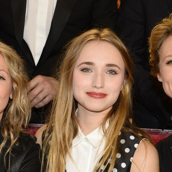 Audrey Lamy, Chloé Jouannet et sa mère Alexandra Lamy - Enregistrement de l'émission "Vivement Dimanche" à Paris le 11 Fevrier 2015. L'émission sera diffusée le 15 Fevrier. Invité principal Alexandra Lamy 