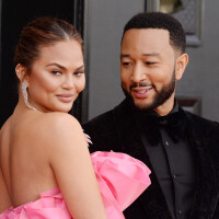 John Legend et Chrissy Teigen à nouveau parents : première photo de famille, le prénom du bébé révélé