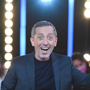 Gad Elmaleh - Les personnalités se mobilisent lors de la 36ème édition du Téléthon sur le plateau de France 2, avec pour parrain K.Adams, le 3 décembre 2022. © Coadic Guirec / Bestimage