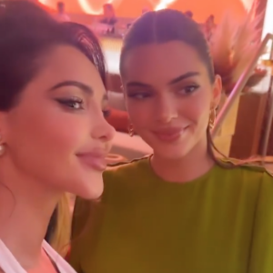 Nabilla et Kendall Jenner pour l'inauguration d'un hôtel de luxe à Dubaï