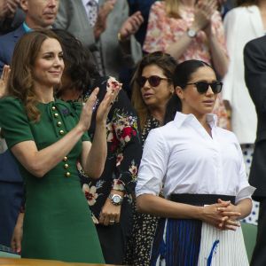 Catherine (Kate) Middleton, duchesse de Cambridge, Meghan Markle, duchesse de Sussex, et Pippa Middleton dans les tribunes lors de la finale femme de Wimbledon "Serena Williams - Simona Halep (2/6 - 2/6) à Londres, le 13 juillet 2019. 