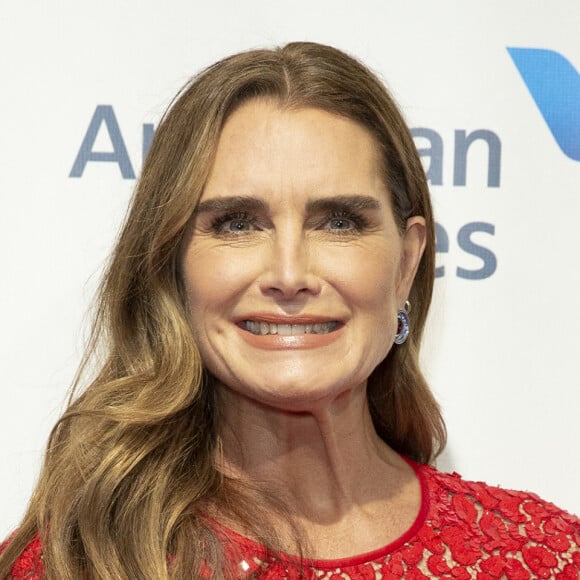 Brooke Shields au photocall du gala "American Ballet Theatre" à New York, le 26 octobre 2021.  Celebrities at the American Ballet Theatre's Fall Gala in New York City. 