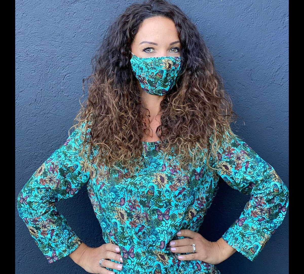 Photo Emmanuelle Rivassoux de "Maison à vendre" Purepeople