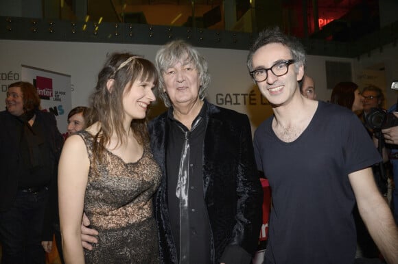 Vincent Delerm, Camille et Jacques Higelin - Les artistes posent lors des 50 ans de France Inter a la Gaite Lyrique a Paris, le 8 decembre 2013.