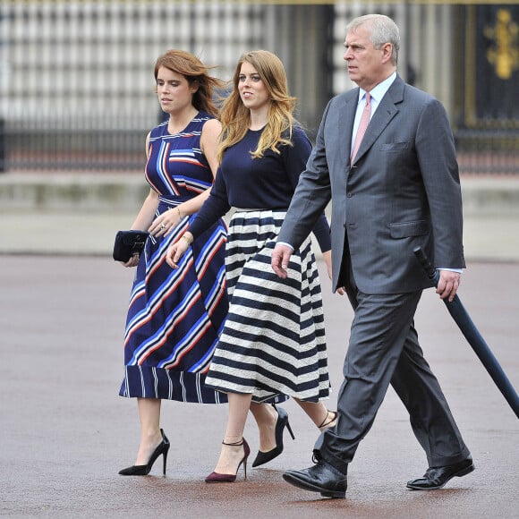 La princesse Eugenie et la princesse Beatrice et leur père le prince Andrew - La famille royale d'Angleterre au "Patron's Lunch" à Londres, à l'occasion du 90ème anniversaire de la reine. Le 12 juin 2016 