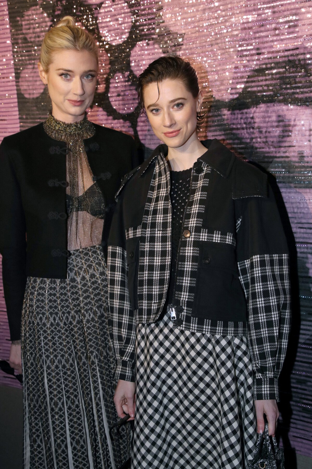 Photo Elizabeth Debicki et Catherine Debicki Photocall au défilé de