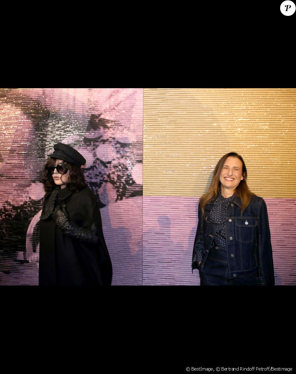 Isabelle Adjani et Camille Cottin - Photocall au défilé de mode Haute-Couture Christian Dior au musée Rodin lors de la Fashion Week Printemps-été 2023 de Paris, France, le 23 janvier 2023. © Bertrand Rindoff Petroff/Bestimage