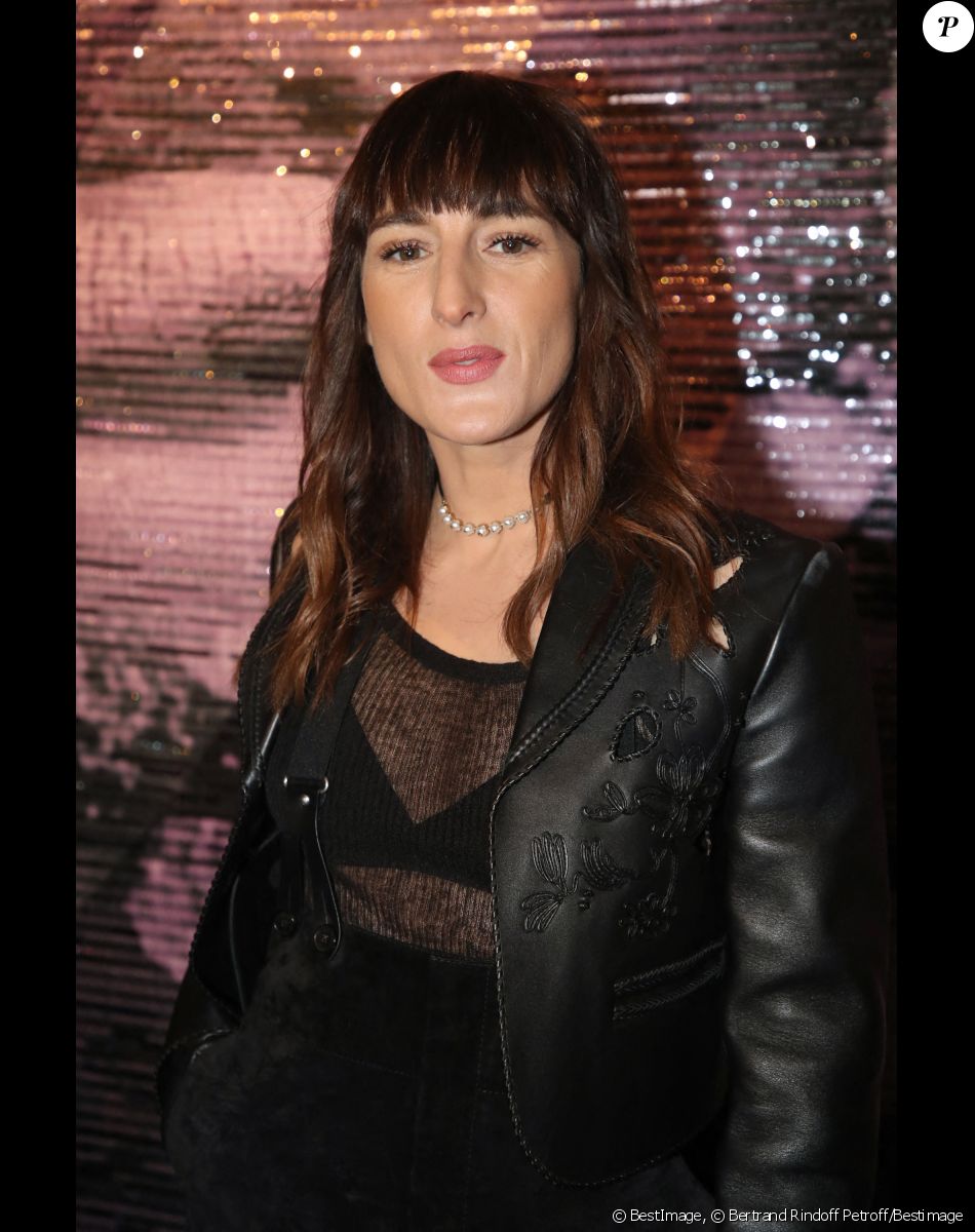 Juliette Armanet - Photocall au défilé de mode Haute-Couture Christian Dior au musée Rodin lors de la Fashion Week Printemps-été 2023 de Paris, France, le 23 janvier 2023. © Bertrand Rindoff Petroff/Bestimage