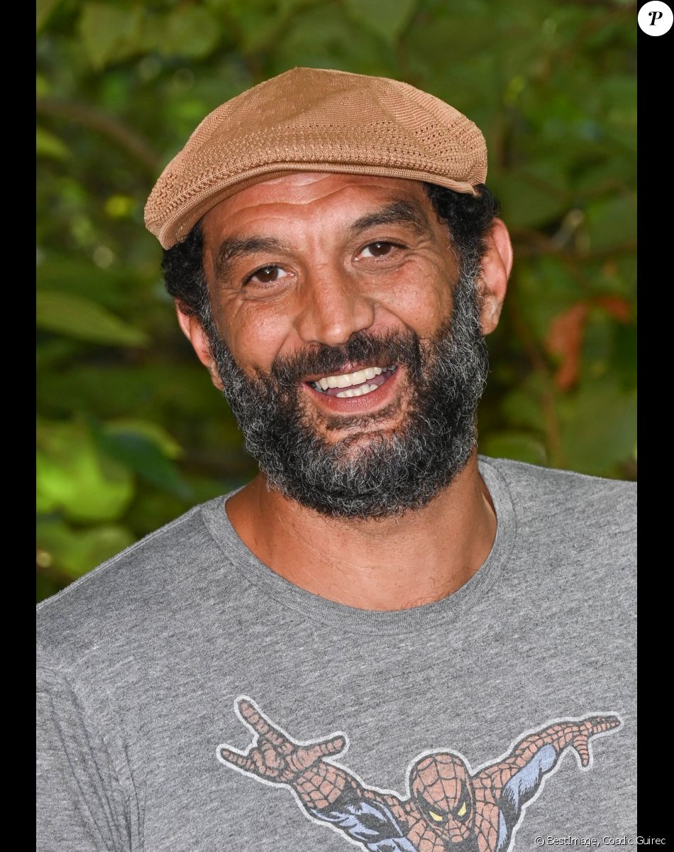 Ramzy Bedia au photocall du film "Youssef Salem a du Succès" lors du 15ème festival du film francophone de Angoulême, France, le 27 août 2022. © Coadic Guirec/Bestimage