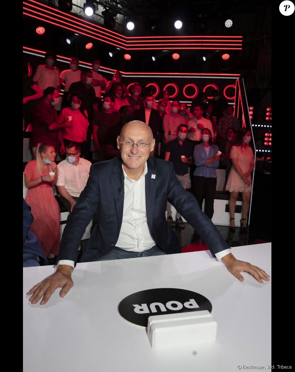 Exclusif - Bernard Laporte - Enregistrement de l'émission "Balance Ton Post (BTP)", présentée par Cyril Hanouna et diffusée le 2 en direct sur C8 © Jack Tribeca / Bestimage