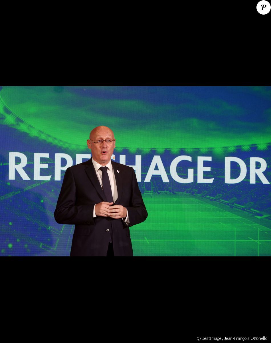 Exclusif - Bernard Laporte - Le prince Albert II de Monaco, Gareth Wittstock et Bernard Laporte assistent au tirage au sort pour le tournoi de repêchage mondial de rugby à VII pour les Jeux Olympiques de Tokyo, présenté par Marc Maury, dans le salon Excelsior de l'hôtel Hermitage à Monaco, le 11 mai 2021. © Jean-François Ottonello / Nice Matin / Bestimage.