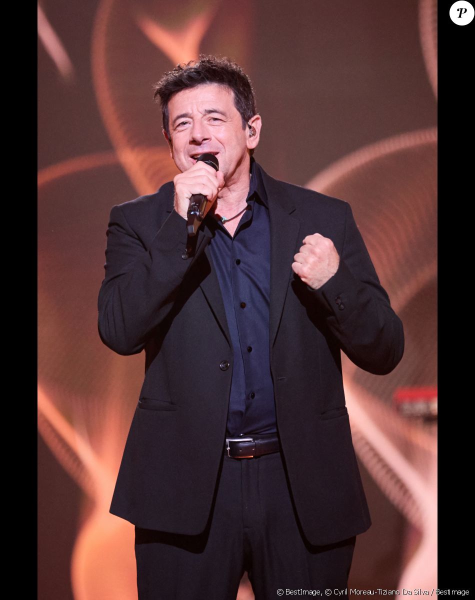 Exclusif - Patrick Bruel - Enregistrement de l'émission "La grande soirée du 31 à Fontainebleau" au Château de Fontainebleau, diffusée le 31 décembre sur France 2 © Cyril Moreau-Tiziano Da Silva / Bestimage Pour clore cette année 2022 en beauté, France Télévisions, fidèle à son engagement en faveur du patrimoine, offre à son public une soirée de réveillon populaire et festive au château de Fontainebleau, animée par S.Bern. France Télévisions marque une fois encore, au travers de cette soirée exceptionnelle, l'engagement du service public en faveur du spectacle vivant, de la musique et du patrimoine. Les équipes de France Télévisions, d'Electron Libre/Kisayang et de France 2 se sont installées au château de Fontainebleau pour organiser cet événement musical aussi populaire qu'éclectique. C'est ici, au coeur de la salle de Bal, de la galerie François Ier, du grand Escalier ou la cour d'Honneur, que nous allons faire la fête, chanter et danser sur des rythmes disco. Un endroit étonnant, sublimé pour cette soirée, orchestrée par S.Bern entouré de chanteurs, d'artistes aux multiples talents et des danseurs de la troupe du Paradis Latin, sous la direction artistique de K.Ouali ! Les troupes du Paradis Latin, Moulin Rouge, le Cirque d'Hiver Bouglione, le Cirque Phénix et les Folies Gruss, enchanteront ce réveillon avec des visuels magiques au château de Fontainebleau. Pour accueillir le passage à la nouvelle année, un feu d'artifice exceptionnel, d'une dizaine de minutes, sera tiré des jardins du château de Fontainebleau et retransmis sur France 2 et dans plusieurs pays à travers le monde. Ce feu sera spécialement conçu pour les téléspectateurs de France 2 par D.Proteau, directeur artistique de Ruggieri, sur une bande originale créée par le duo de DJs Ofenbach. Quand l'électro rencontre le patrimoine, le résultat est incroyable ! Ofenbach, le duo électro Made In France qui met le feu aux plus grandes scènes internationales avec ses mix, a même été classé par le magazine Vanity Fair en 2018 parmi les 50 Français les plus influents au monde ! Fontainebleau en quelques mots... Haut lieu de l'histoire de France, et joyaux du patrimoine français, classé au Patrimoine mondial de l'Unesco, le château de Fontainebleau a été l'une des demeures emblématique des souverains français de François Ier à Napoléon III. À la fois de style Renaissance, et classique, le château de Fontainebleau témoigne de la rencontre entre l'art italien et la tradition française exprimée tant dans son architecture que dans ses décors intérieurs. L'émission sera diffusée sur TV5 Monde. Evénement en partenariat avec Spotify et France Bleu qui diffusera la soirée en simultané sur son antenne.