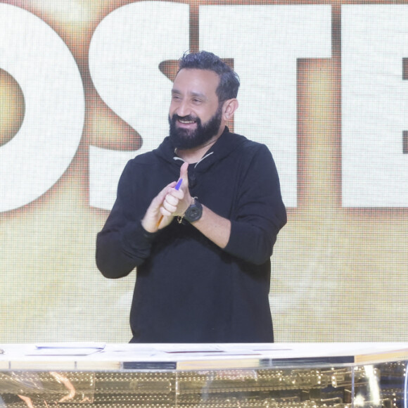 Exclusif - Cyril Hanouna - Sur le plateau de l'émission TPMP (Touche Pas à Mon Poste) présentée en direct par C.Hanouna et diffusée sur C8 - Paris le 23/01/2023 - © Jack Tribeca / Bestimage