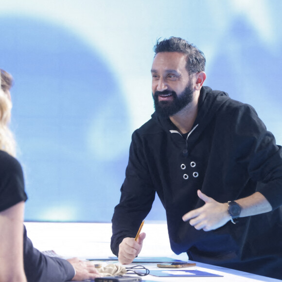 Exclusif - Cyril Hanouna - Sur le plateau de l'émission TPMP (Touche Pas à Mon Poste) présentée en direct par C.Hanouna et diffusée sur C8 - Paris le 23/01/2023 - © Jack Tribeca / Bestimage