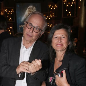 Exclusif - Fabrice Luchini et Emmanuelle Garassino - 33ème " Nuit des Molières " aux Folies Bergère à Paris le 30 Mai 2022. Bertrand Rindoff / Bestimage 