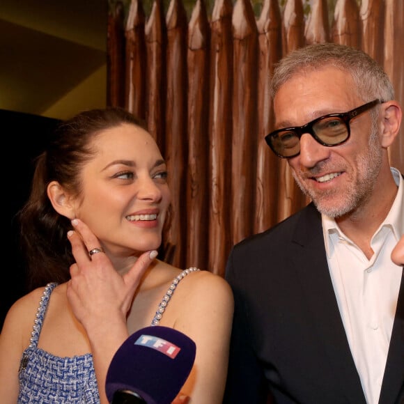 Exclusif - Prix Spécial - Marion Cotillard et Vincent Cassel - Première du film Astérix et Obélix "L'Empire du Milieu" au cinéma Le Grand Rex à Paris le 15 janvier 2023. © Bertrand Rindoff / Bestimage 