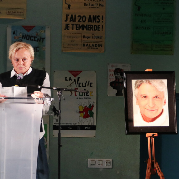 Muriel Robin - Les célébrités rendent un dernier hommage au comédien, dramaturge et metteur en scène français Roger Louret en la salle du Magre à Monclar, France, le 30 janvier 2023. © Patrick Bernard/Bestimage