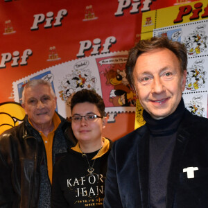 Exclusif - Mircea Arapu (dessinateur, notamment du timbre), Arnaud Hilmarcher (dessinateur), Jean François Lecureux (fils du créateur de Rahan et scénariste), Clem (dessinatrice de Placid et Muzo), Stéphane Bern - Stéphane Bern dévoile le timbre Pif de la Poste au Carré d'Encre à Paris le 30 janvier 2023. © Veeren/Bestimage