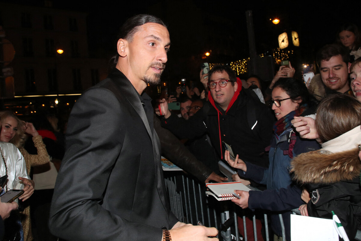Photo signée par Zlatan Ibrahimovic dans un cadre en bois