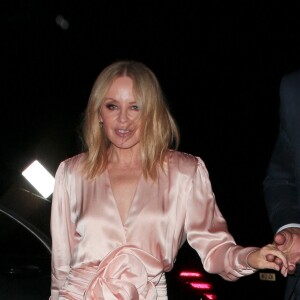 Kylie Minogue arrive au club "Annabel's" à Londres, le 31 mai 2022.