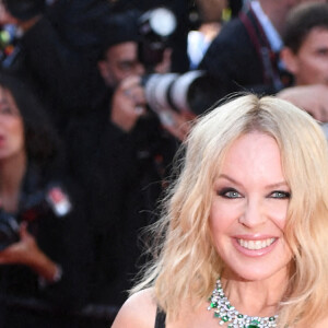 Kylie Minogue - Montée des marches du film " Elvis " lors du 75ème Festival International du Film de Cannes. Le 25 mai 2022 © Giancarlo Gorassini / Bestimage