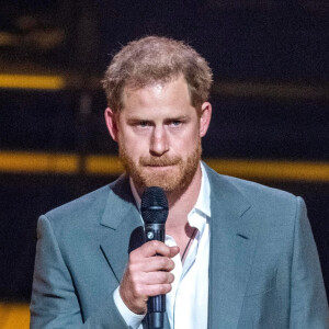Le prince Harry et Meghan Markle lors de la cérémonie d'ouverture des Invictus Games 2020 à La Haye. 