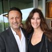 Arthur fête l'anniversaire de sa femme Mareva Galanter : il lui déclare sa flamme (torse nu !)