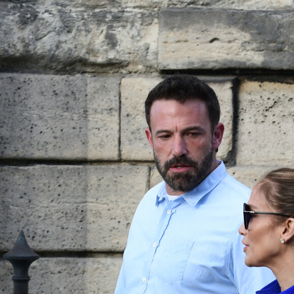 Ben Affleck et sa femme Jennifer Affleck (Lopez) ont visité le musée de l'Orangerie avec leurs enfants respectifs Seraphina, Violet, Maximilian et Emme lors de leur lune de miel à Paris, le 25 juillet 2022. 