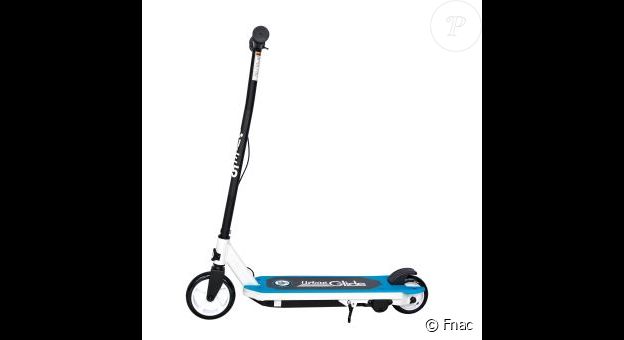 Cette trottinette électrique pour enfant Urbanglide Ride 55 30 W noir et bleu est parfaite pour que votren enfant se déplace facilement sur de petits trajets