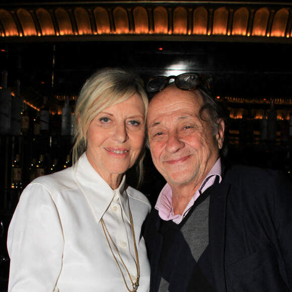 Exclusif - Chantal Ladesou et son mari Michel Ansault - Première édition du "Prix littéraire Castel" chez Castel (club privé-restaurant) à Paris le 7 novembre 2022. © Philippe Baldini / Bestimage  