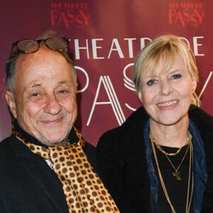 Exclusif - Chantal Ladesou et son mari Michel Ansault - Inauguration du théâtre de Passy lors du spectacle Joséphine B à Paris le 8 novembre 2021. © Coadic Guirec/Bestimage 