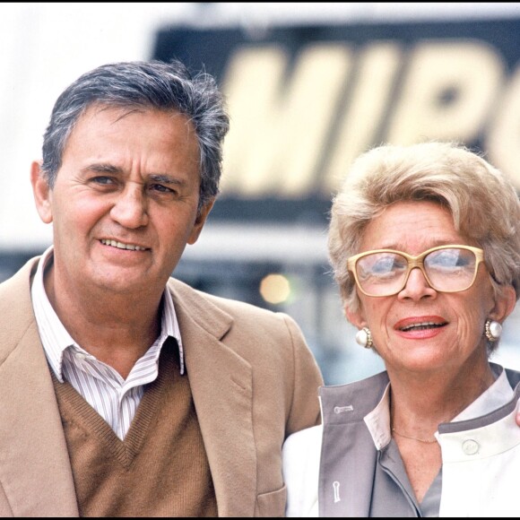Roger Hanin et son épouse, Christine, à Biarritz en 1987.