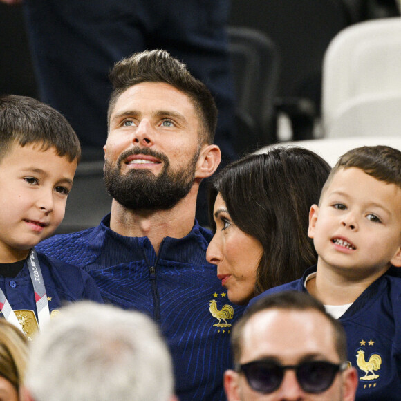 GIROUD Olivier (FRA) en famille avec sa femme Jennifer et leurs enfants - People et joueurs en famille dans les tribunes lors du match de demi-finale "France - Maroc" lors de la Coupe du Monde 2022 au Qatar (FIFA World Cup Qatar 2022). © JB Autissier / Panoramic / Bestimage