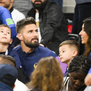 GIROUD Olivier (FRA) en famille avec sa femme Jennifer et leurs enfants - People et joueurs en famille dans les tribunes lors du match de demi-finale "France - Maroc" lors de la Coupe du Monde 2022 au Qatar (FIFA World Cup Qatar 2022). © JB Autissier / Panoramic / Bestimage